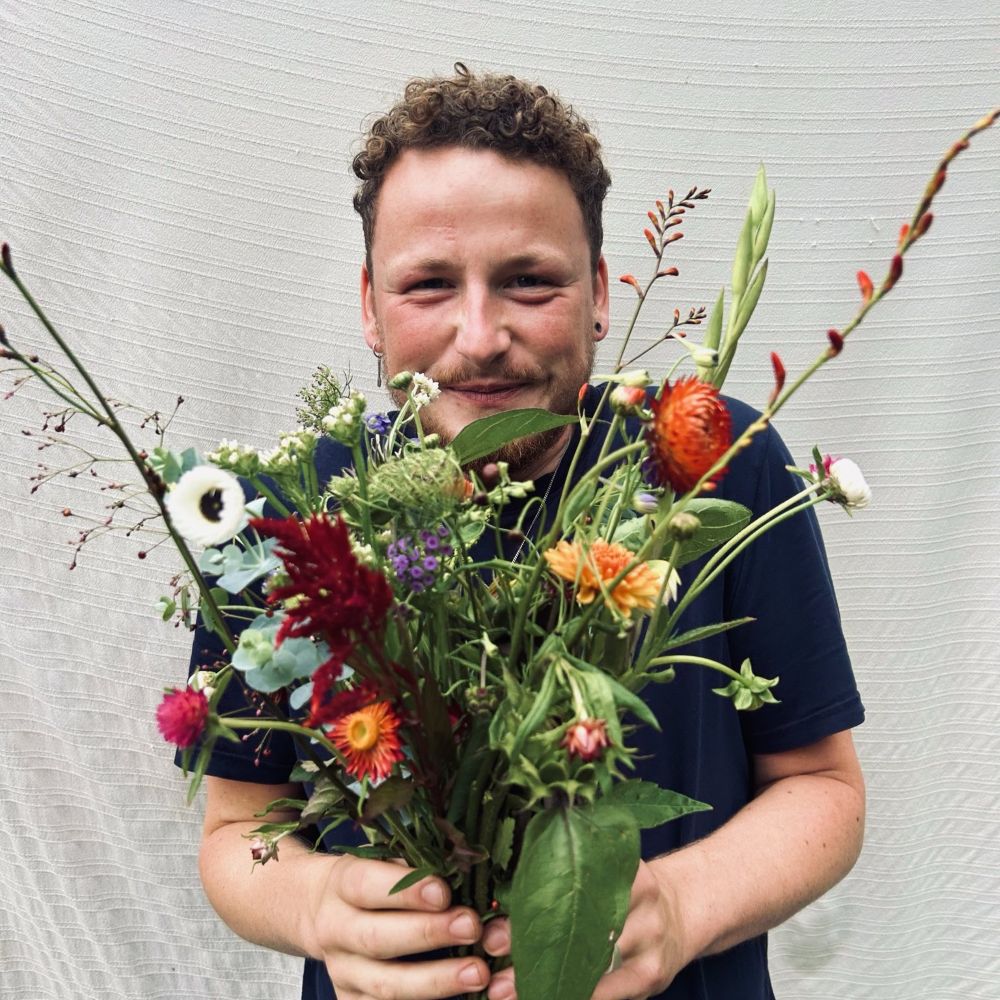 Zelfgemaakt boeket van de workshop Pluk, leer en creëer